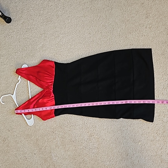 Dress - Picture 2 of 5